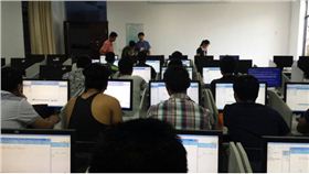 叉車證考試 叉車證考試