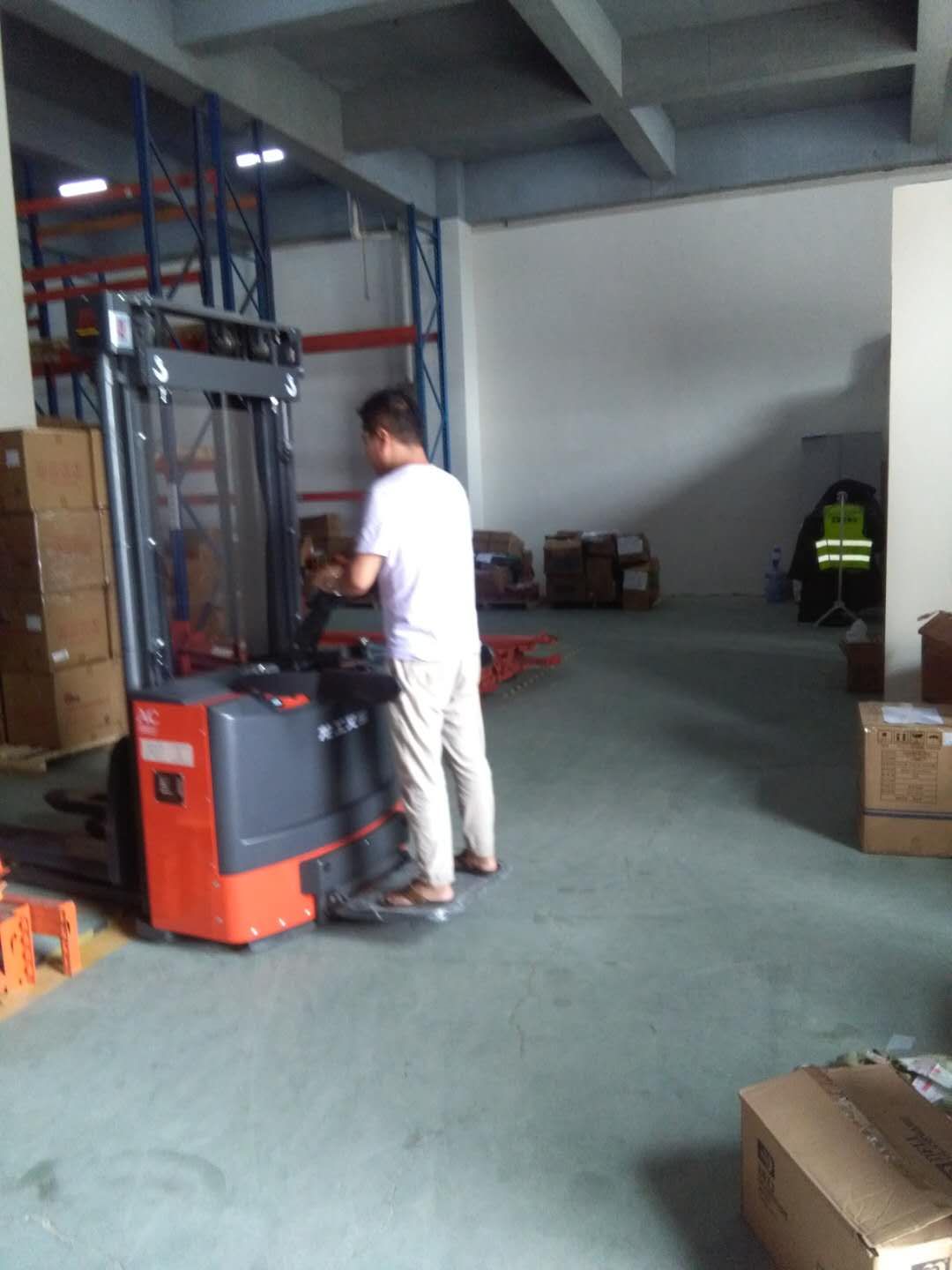 南京電動堆高車