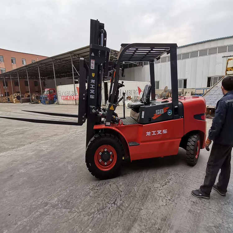 龍工叉車