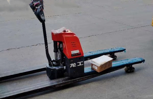 工地電動搬運車