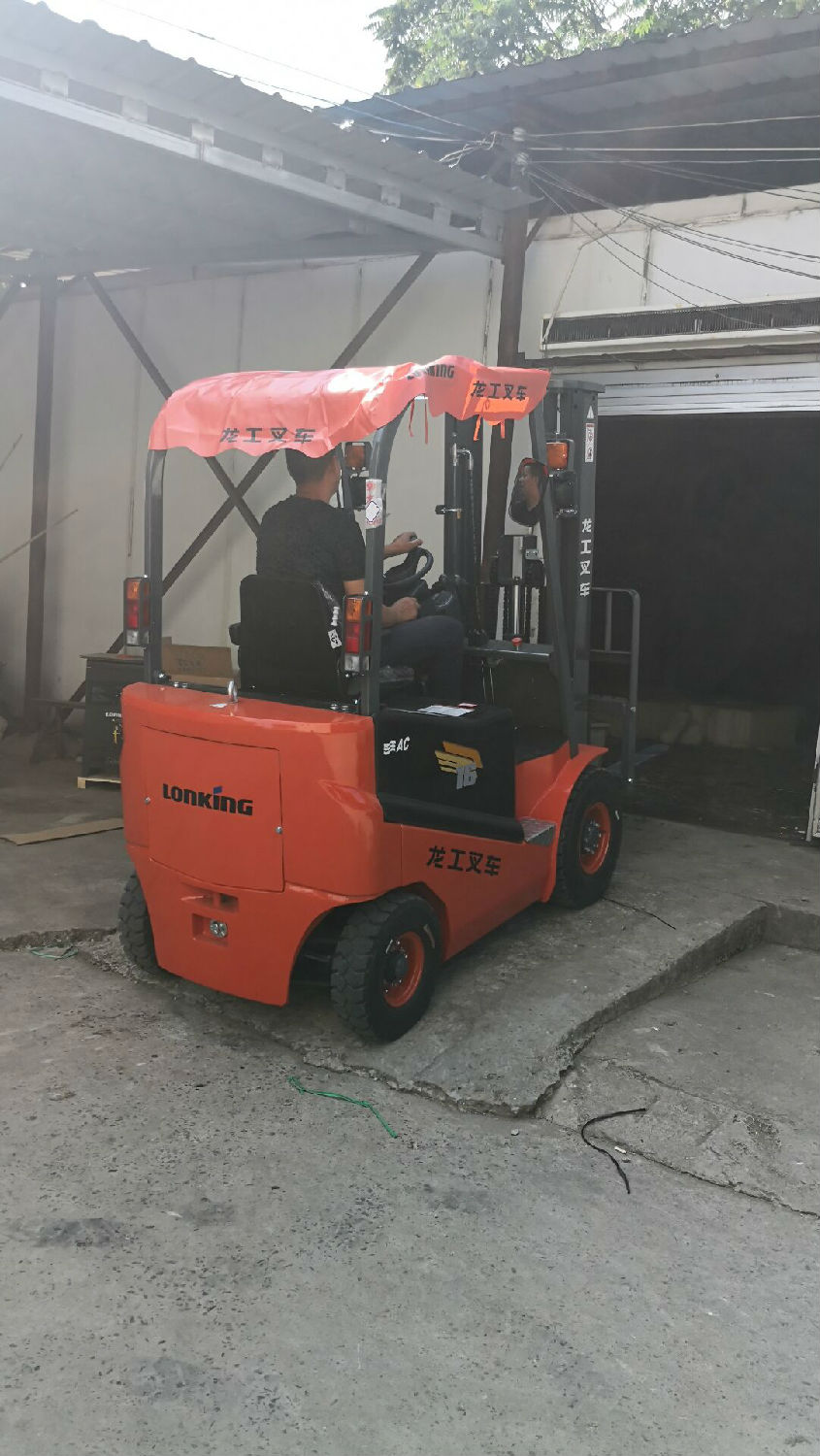 為啥我會選購南京CPD16電瓶叉車? 為啥我會選購南京CPD16電瓶叉車?